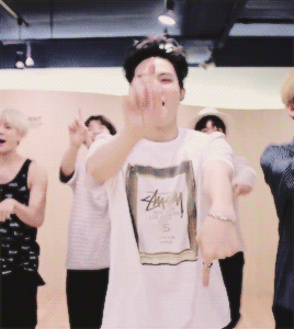 protectzitao:Jaebum // Just right - dance practice.crowntao