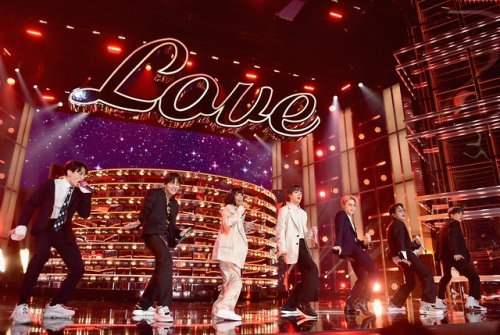 allforbts: 190502 E! News’ Tweet#BTS x Halsey at the #BBMAs &gt;&gt;&gt;