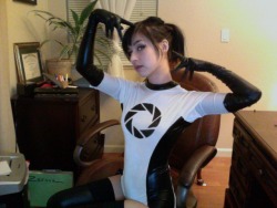 cavalier-renegade:  cockyvonmurdertits:  cockyvonmurdertits:  maybe someday I will learn to do a full body suit but apparently it’s not tonight.  side note: I feel like a super hero  Holy shit  When’s GLADOS cosplay   &lt; |D