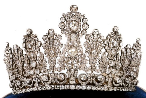 fawnvelveteen:The Luxembourg Empire Tiara