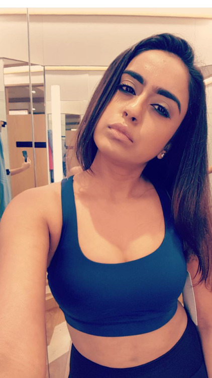 thefapperfan: FB: Nita Ash Att