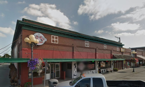 This building on Metcalf Street in Sedro-Woolley, Washington, was built around 1912, after the great