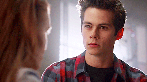 newtntommy:watching the dylmas kiss like     then they back off laughing   