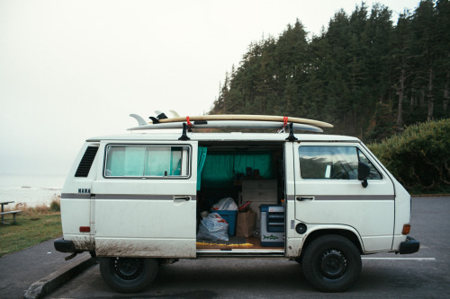 calebbabcock:  A few days in the van looking for waves. 