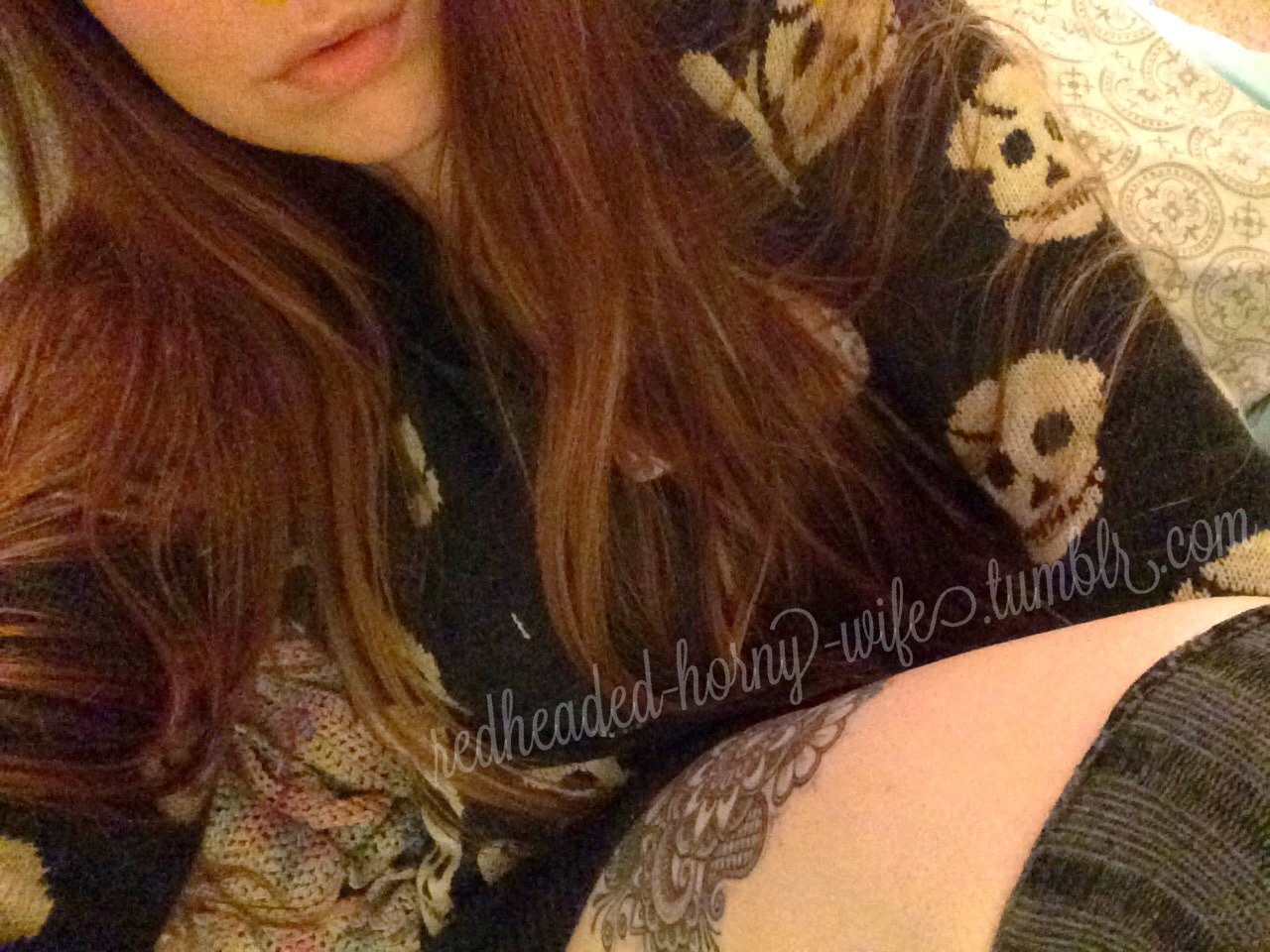 redheaded-horny-wife:  Friday night in…livin’ that milf life. ☕