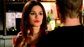 ocgifs:THE OC MEME | five friendships [2/5] ↳ summer roberts and ryan atwood