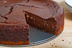 boozybakerr:  Guinness Chocolate Cheesecake