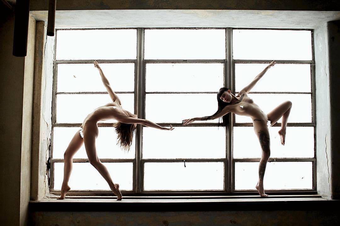 #Repost @vkimphoto ・・・ art therapy… today with @kyotocatnip &amp; @tiffanynacke