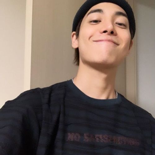 190708 | d_y_i_n_g_b_r_e_e_d Instagram Update with ONE ONE wearing our stipe t-shirt #원 #정제원