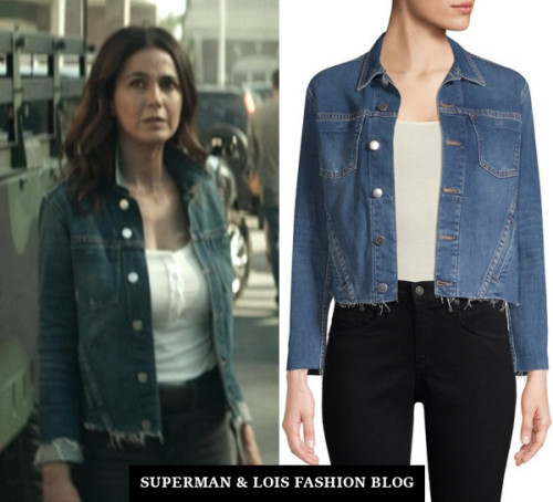 Who: Emmanuelle Chriqui as Lana Lang-CushingWhat: L'Agence Janelle Raw Cut Slim Denim Jacket - $325.