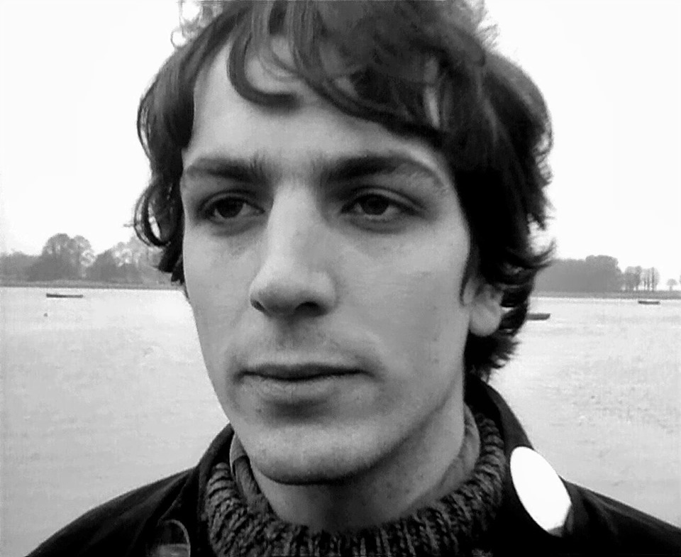 mamazano:  Syd Barrett - Arnold Layne promo video. 