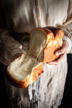 sweetoothgirl:Hokkaido Milk Bread