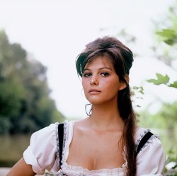 irina-irina-irina:  Claudia Cardinale