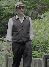 lxvause: raymond reddington + outfit appreciation 15/?