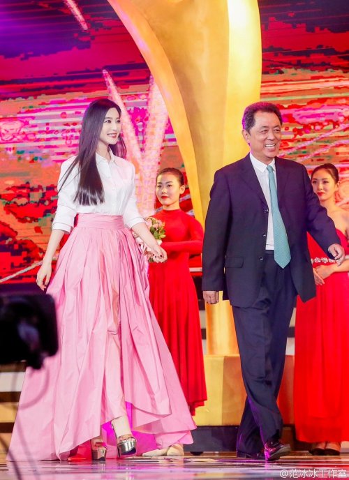 fyfanbingbing:Fan BingBing during the closing ceremony of the 13th Changchun Film Festival on Octobe