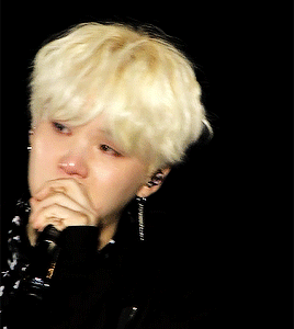 jjilljj: when the tears can’t help but fall