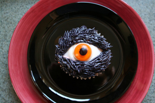 ugly–cupcakes: 20 Inspirational Halloween Cupcake Ideas