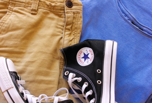 Follow @teenageboyoutfits for more!Shirt- H&amp;MShorts- Abercrombie &amp; FitchShoes- Converse