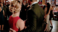arthurdrvill:Felicity Smoak, would you make me the happiest man on the face of the earth ?