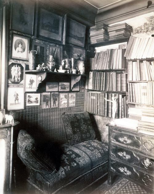 oorequiemoo:  Inside Eugène Atget’s appartment L’appartement d’Eugène Atget Paris, Late 1800s 