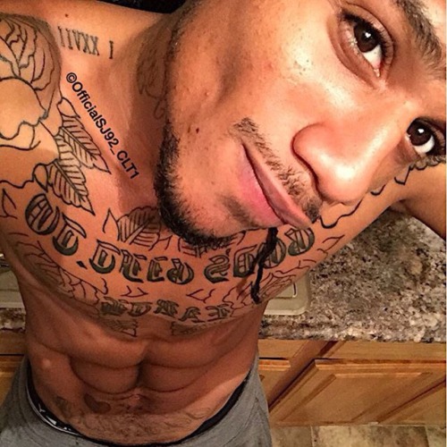 dominicanblackboy:  magnum-souls:  &lt;b&gt;Santonio Johnson&lt;/b&gt;  He is so fuc