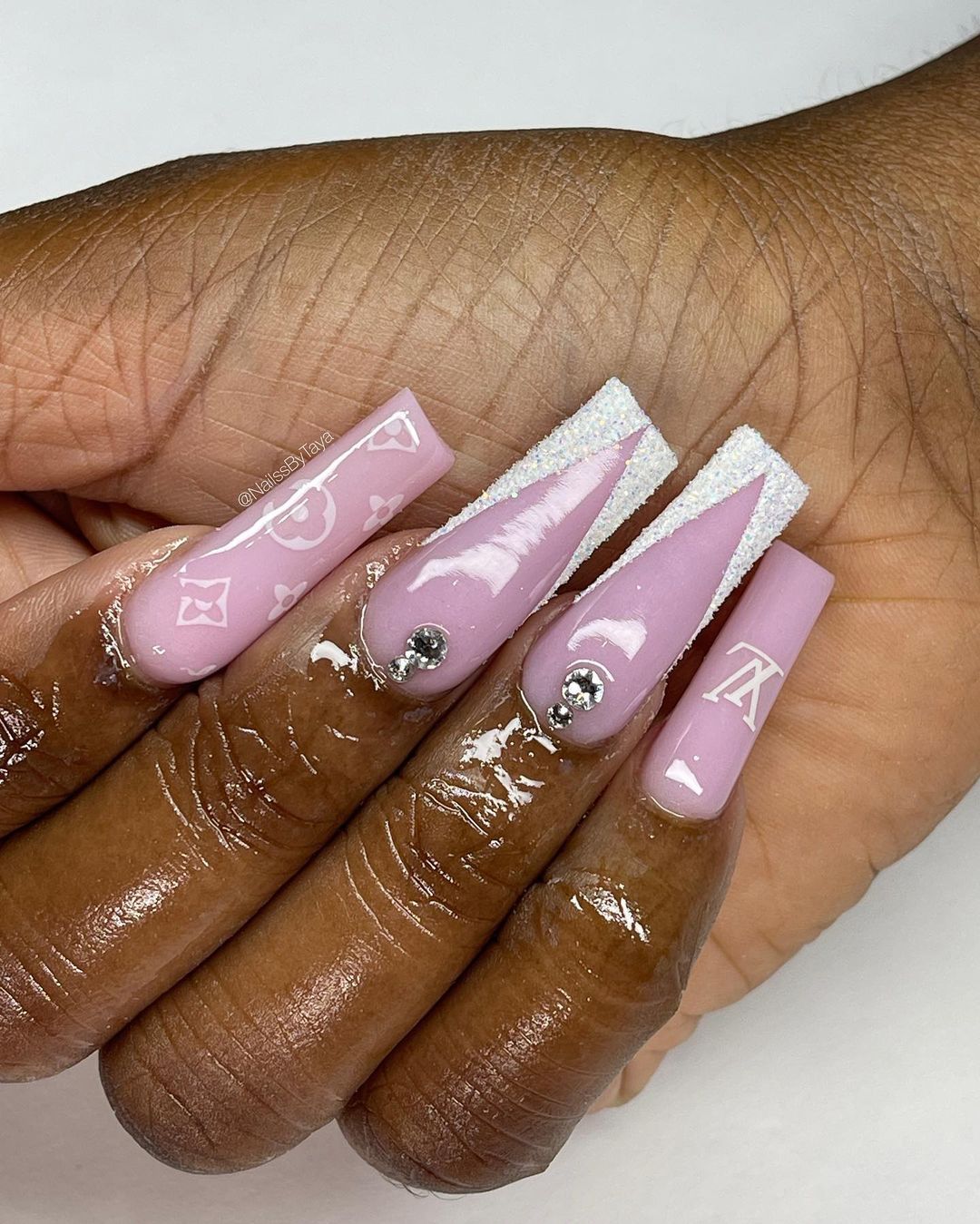 louis vuitton nails tumblr