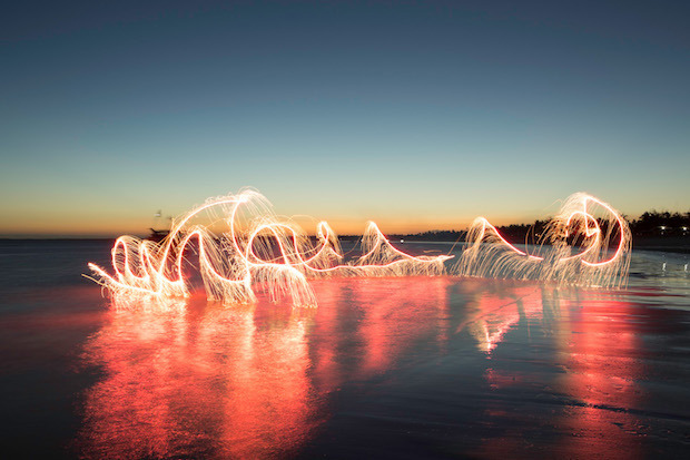 archatlas:  Impermanent Sculptures Vitor Schietti’s paints with light in the Brazilian