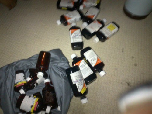 tentothirty: #10to30tentothirty.tumblr.comAll this codeine got me not enough