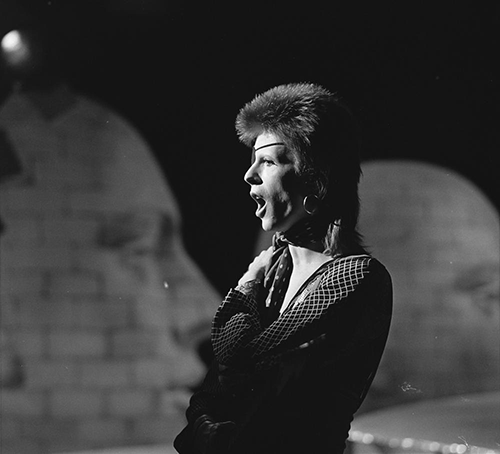 guerrillaoperator:  David Bowie shooting the video for “Rebel Rebel” on TopPop, ‘74. 