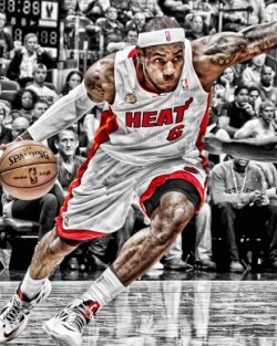 sportswabloo:  Re-blog if you think LeBron