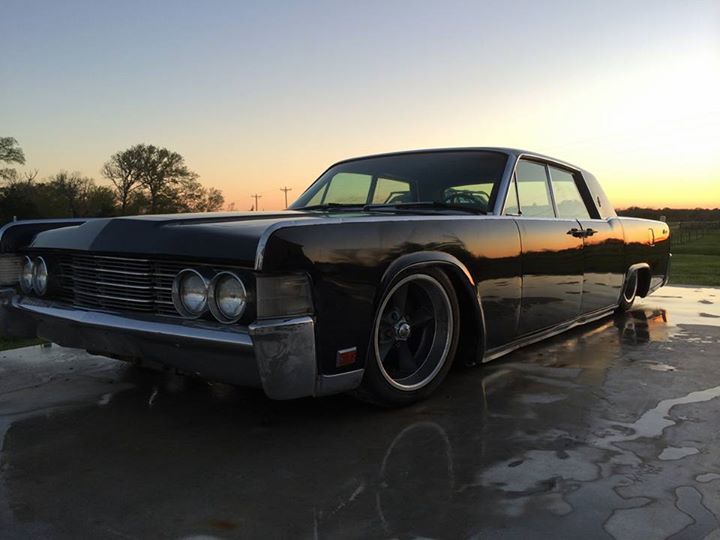 suicideslabs:  More 1961 - 1969 Lincoln Continentals