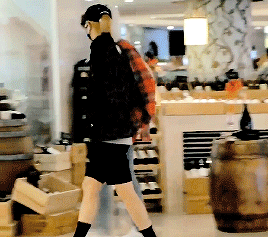 ji-hansol:johnsol spotted walking together when hansol suddenly seems taken aback by something he ha