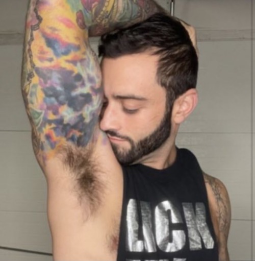 studlypits - StudlyPits