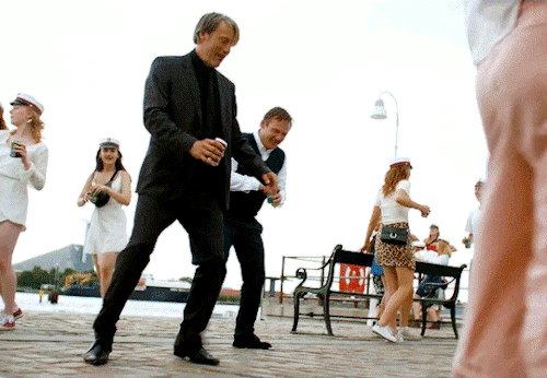 Mads Mikkelsen Dancing In ANOTHER ROUND (2020)