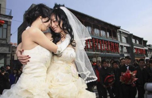 TW for domestic violence, abuseGay couples not covered under China’s first domestic violence l