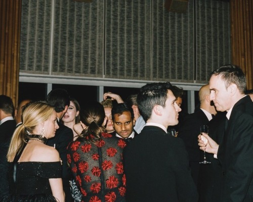 smoke-stungeyes:My aesthetic is these pictures from the Met Gala!!! All photos taken by Medhi Lacost