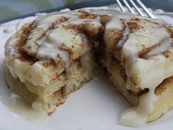 littlebunnehfox:  snarkay:   daddysdirtylittlesecret:  angelicsubmissive:  dumadalandan:  dumadalandan:  beben-eleben:  How Did We Not Think of These Pancake Ideas Ourselves  Gutom na ko.  Megehd  Pancake porn!!!  I love pancakes. They are always my favor