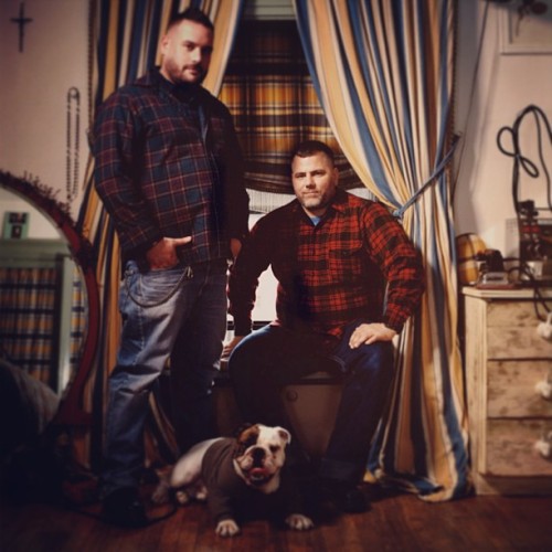 inkedfatboy:  philippex:  Jeffrey Costello and Robert Tagliapietra’s first story for Vogue, 2005. A family portrait.  Great pic!!! 