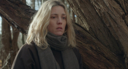  Evelyne Brochu as Louise Mercier in Thanksgiving (2019) 