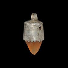 gro-malog:Viking elfshoot amulets
