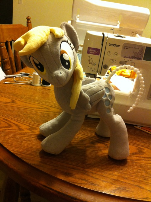spaceplush:  Nearly finished with Derpy!   Ahhhhhhh Iwantone <3