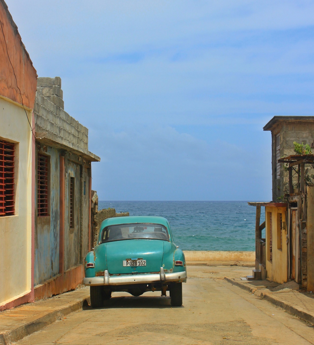 myworldview-photography:  &ldquo;Cubana&rdquo; Baracoa - Cuba 