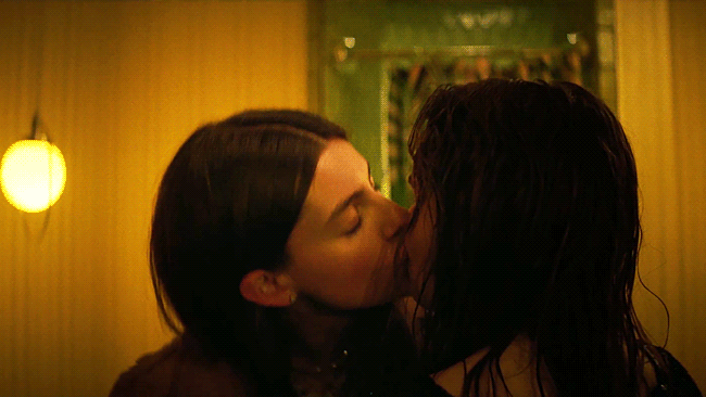 ampwn98:  “You don’t even know me.”“Pretty sure I do.”     Booksmart (2019)