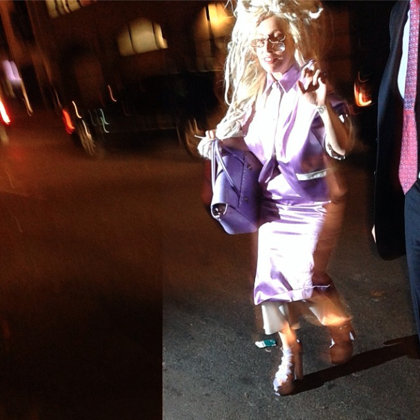 gagasgallery:  Lady Gaga leaving her hotel in NYC just now 