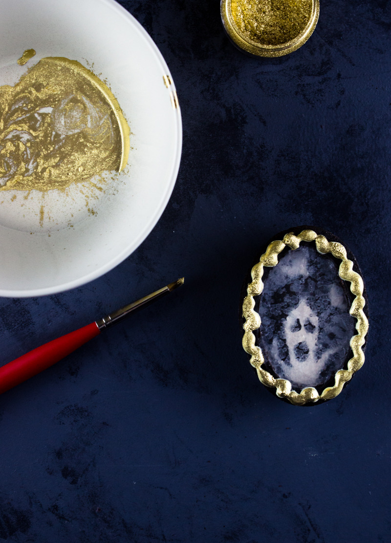 foodffs:  Ghastly Mirror Cookies Follow for recipes Get your FoodFfs stuff here 