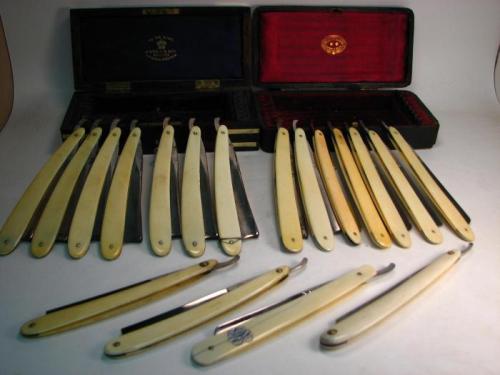 knifepics:  Straight Razor - Ivory Scales