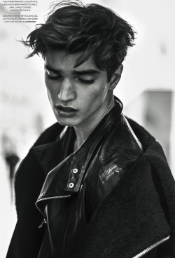 l-homme-que-je-suis:  Alexander Ferrario in