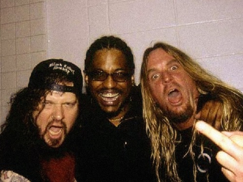 radiothrash - Jeff hanneman (Slayer), Rocky George (Suicidal...