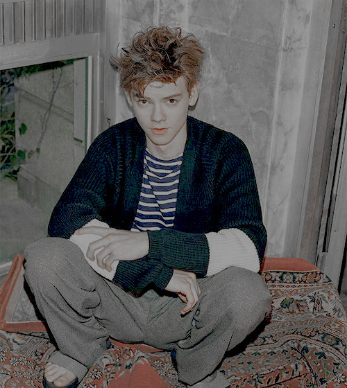 sangstergasm:  Thomas Brodie-Sangster for adult photos