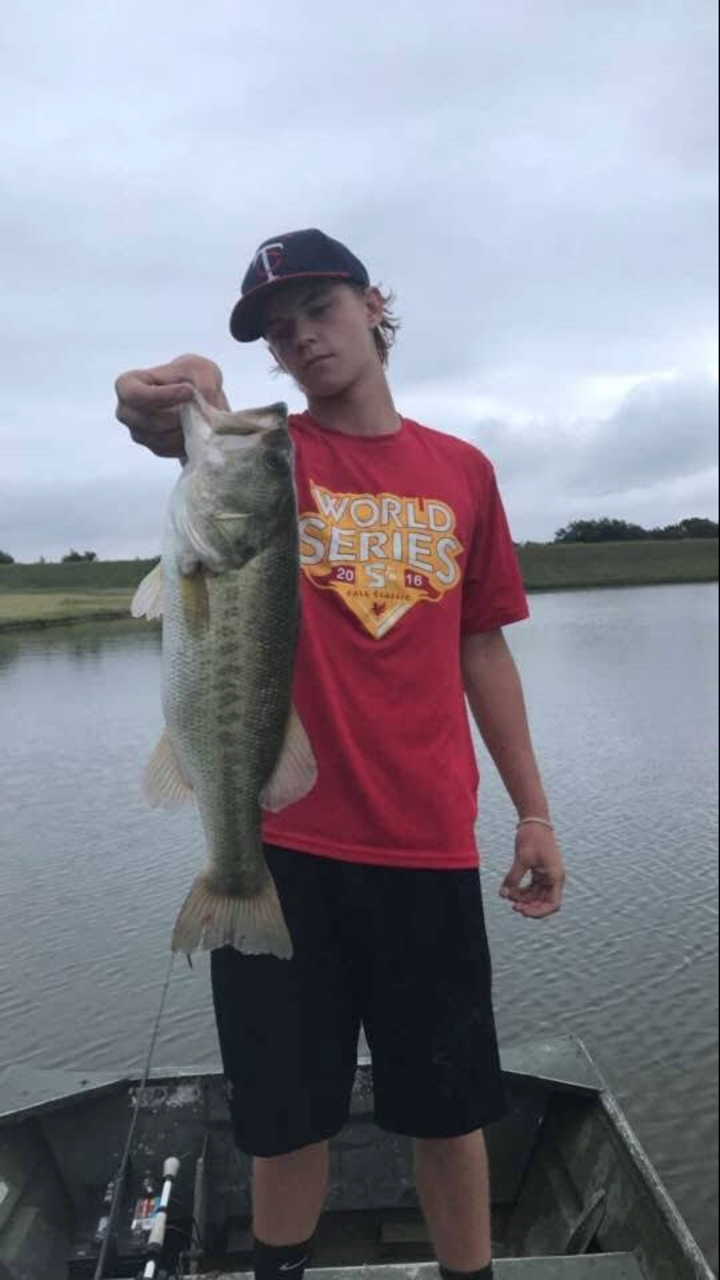 snapchatbaitboys2:  snapchatbaitboys2:  Popular post from last blog. Straight baseball